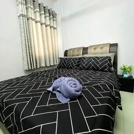 Izdisa Muslim Homestay For Muslim Groundfloor Pool View Port Dickson Exterior photo
