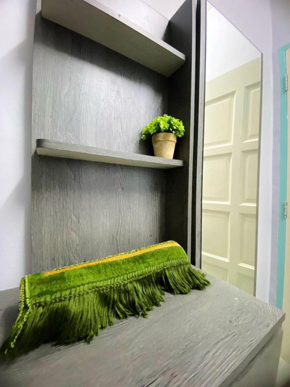 Izdisa Muslim For Muslim Groundfloor Pool View Apartment Port Dickson