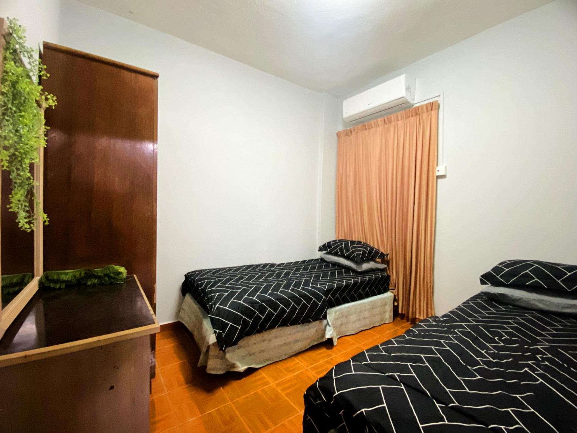 Izdisa Muslim For Muslim Groundfloor Pool View Apartment Port Dickson